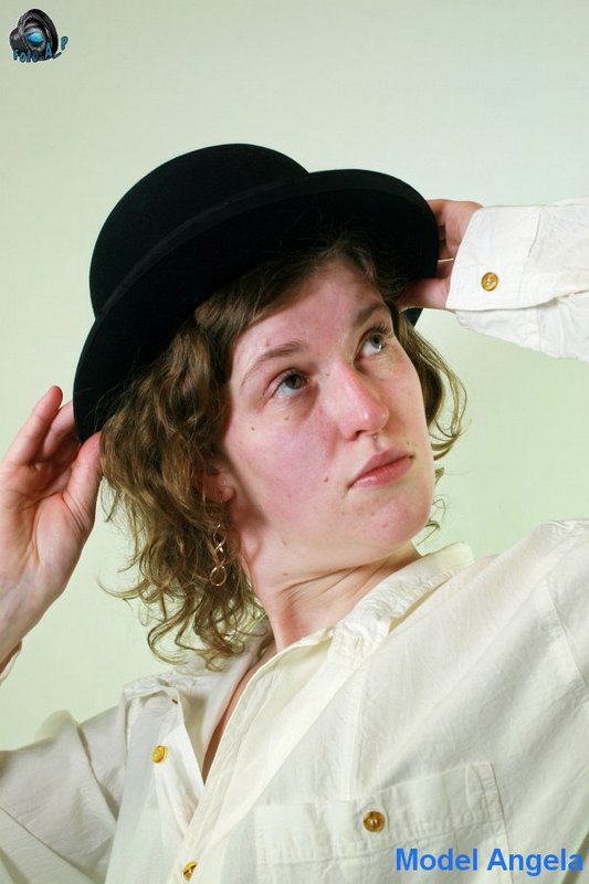 Model Angela